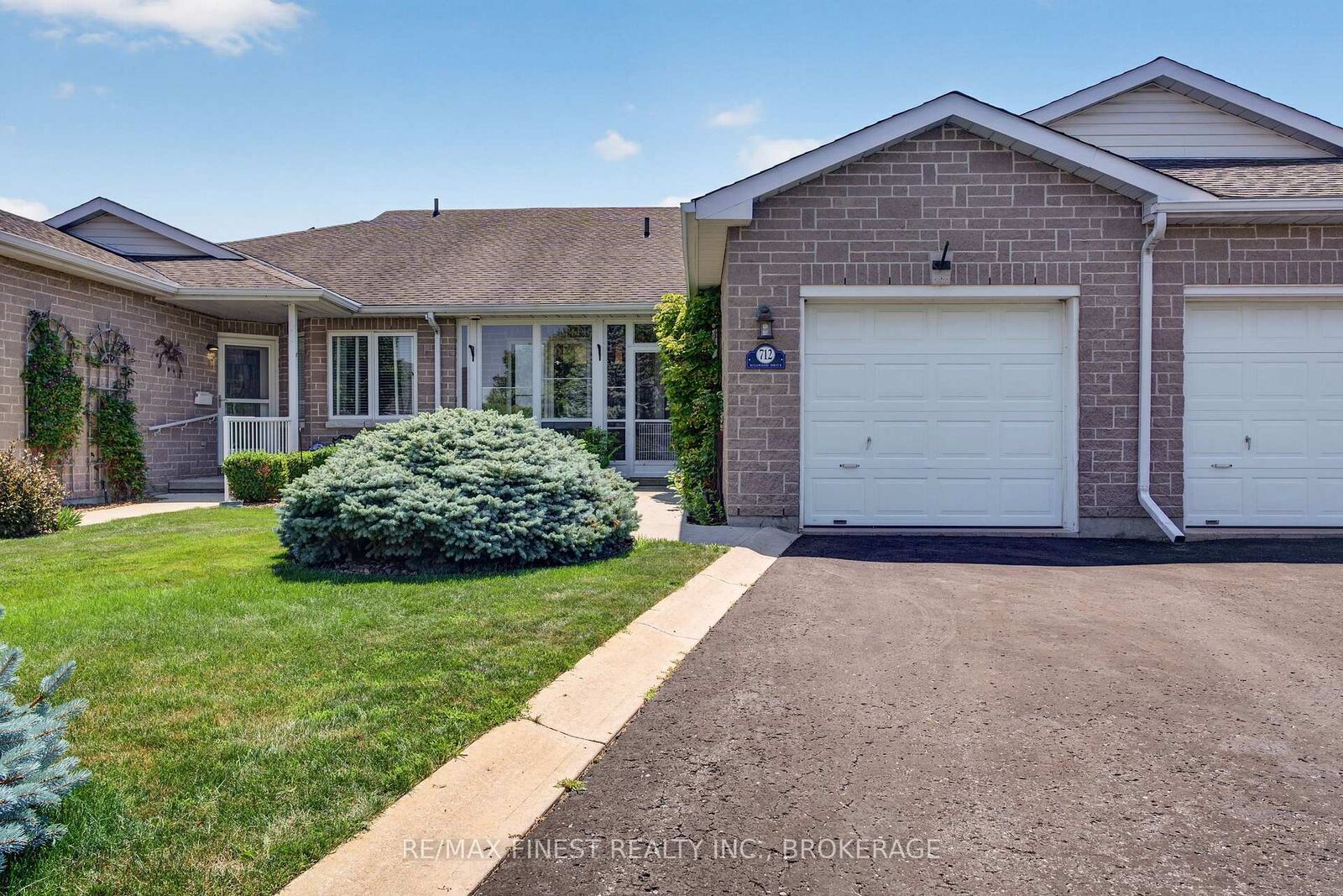 Property Photo: 712 Millwood Drive ON K7M 8Z2