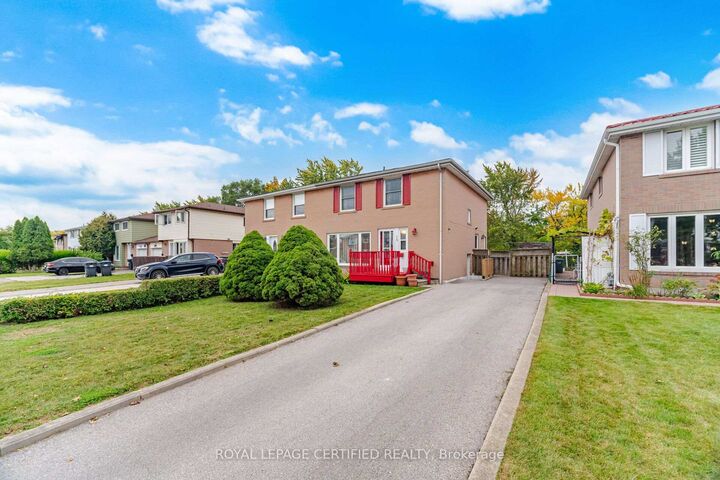 Property Photo:  75 Cloverdale Drive  ON L6T 2T5 