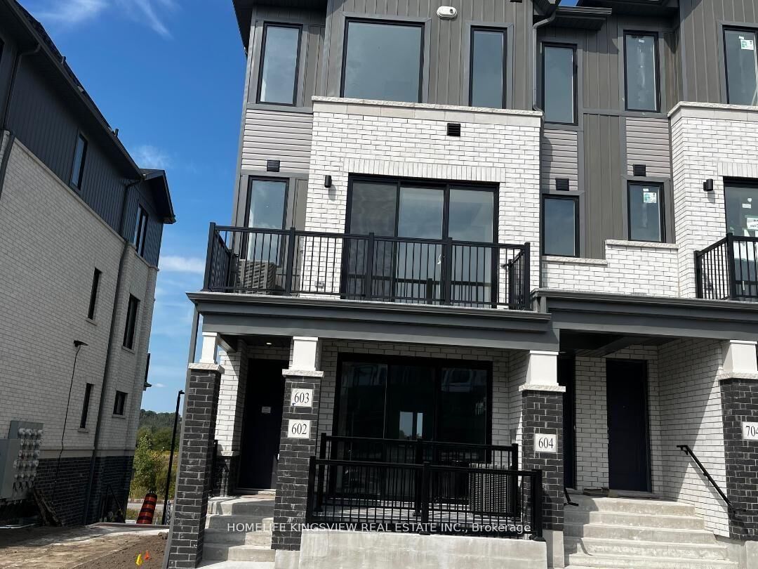 Photo de la propriété:  160 Densmore Road 602  ON K9A 0X8 