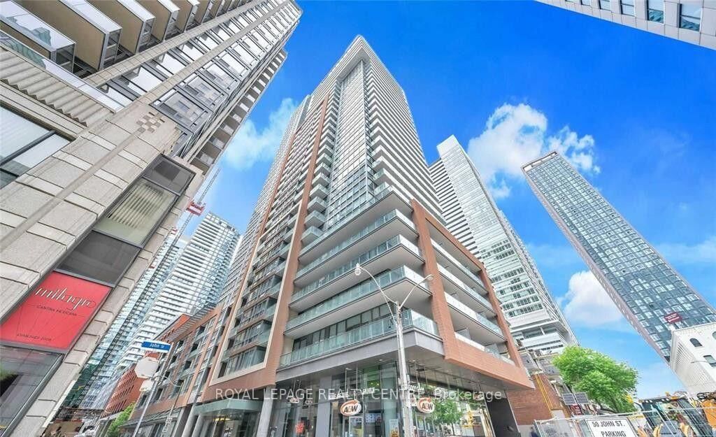 Property Photo:  8 Mercer Street 518  ON M5V 0C4 