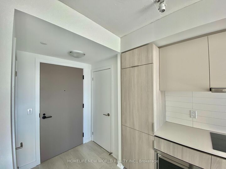 Property Photo:  47 Mutual Street 2408  ON M5B 0C6 