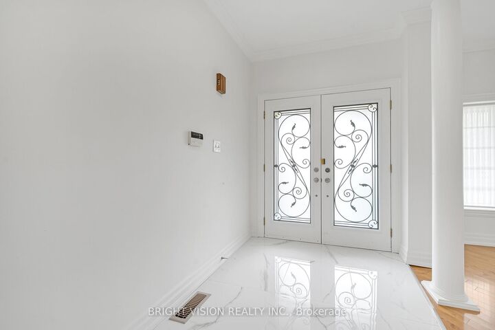 Property Photo:  20 Monte Cristi Street N Main  ON L6A 3H8 