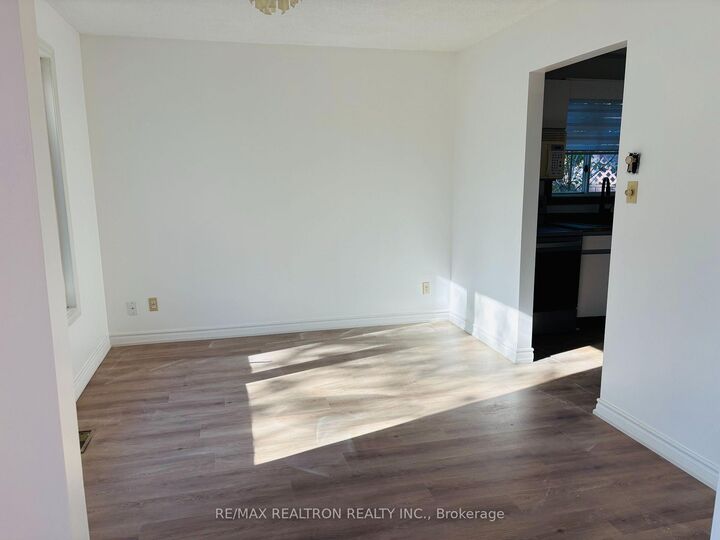 Property Photo:  2287 Sandy Trail  ON L9S 2G1 