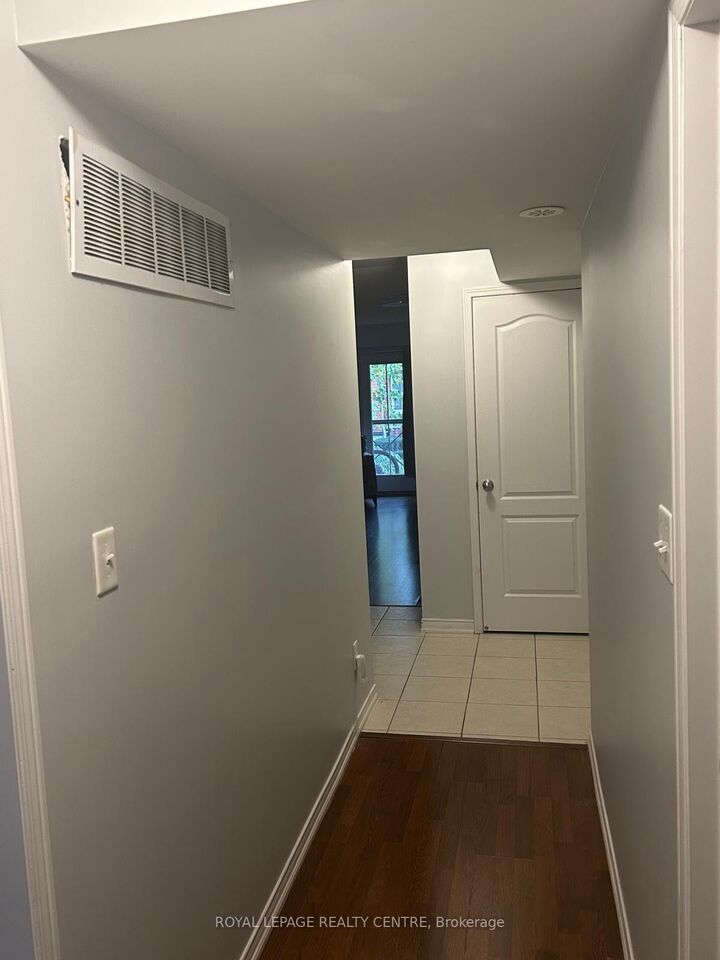 Property Photo:  47 Hays Boulevard 13  ON L6H 0J1 