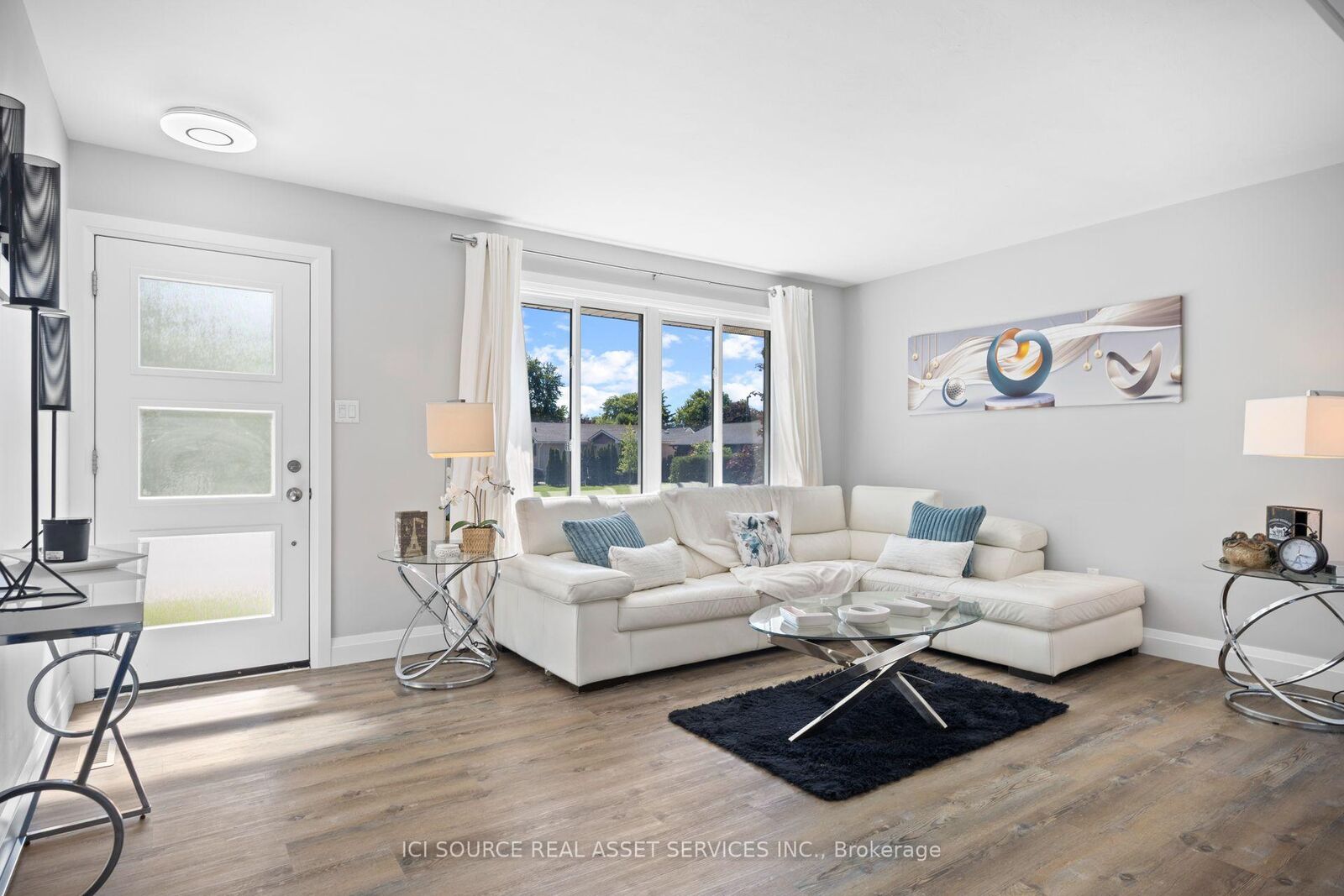 Property Photo:  25 Paulson Court  ON N5R 1N1 