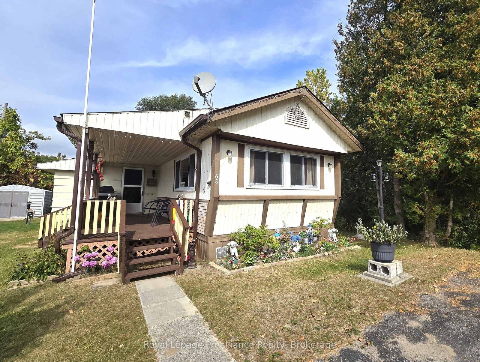 Property Photo: 529 Old Highway 2 N/A 68 ON K8V 5P5