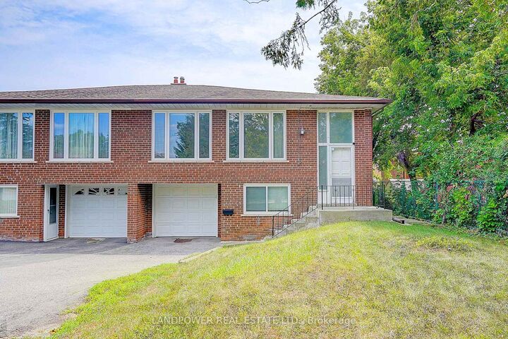 Photo de la propriété: 5 Foxhound Court ON M2H 1W3