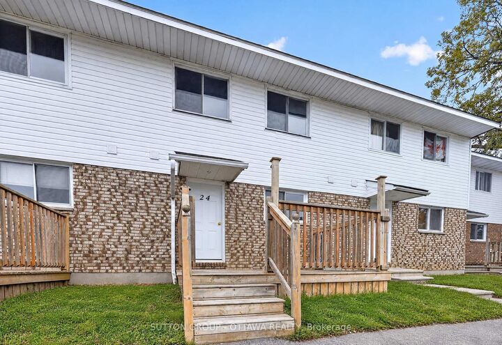 Property Photo:  24 Carraway Crescent  ON K0C 1X0 