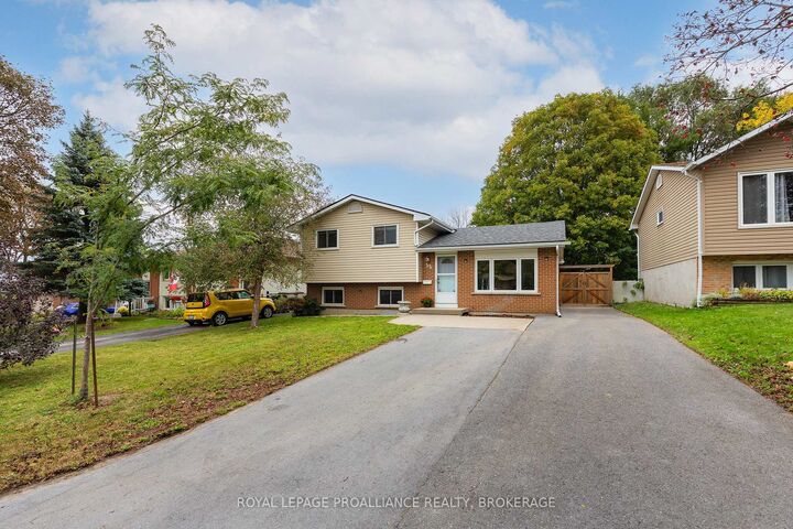 Property Photo: 55 Folger Street ON K7K 4Y7