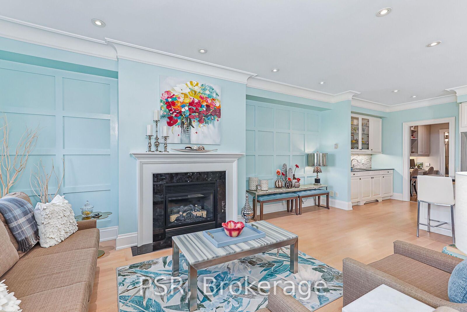 Property Photo:  40 Trott Boulevard 305  ON L9Y 5K5 