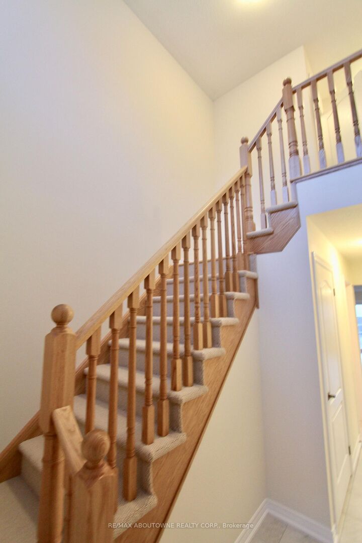 Property Photo:  177 Law Drive  ON N1E 0E7 