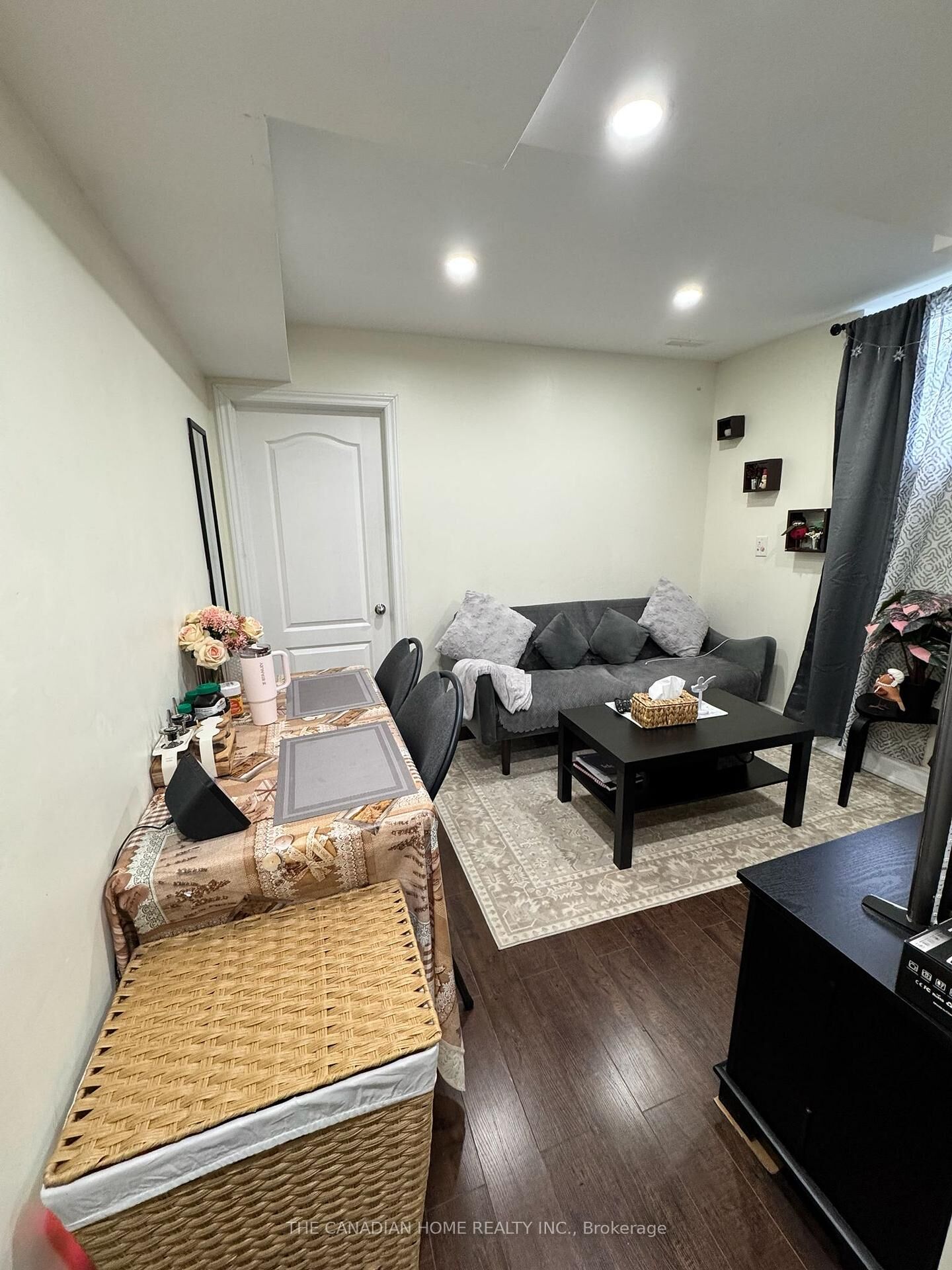 Property Photo:  120 Viceroy Crescent  ON L7A 1V4 