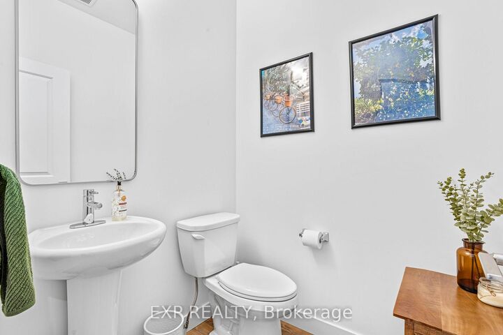 Property Photo:  166 Mount Albion Road 25  ON L8K 5S8 