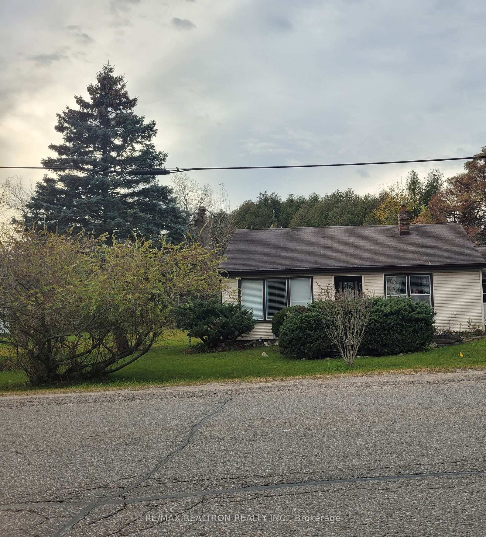 Property Photo:  2658 Solina Road  ON L1C 3K7 