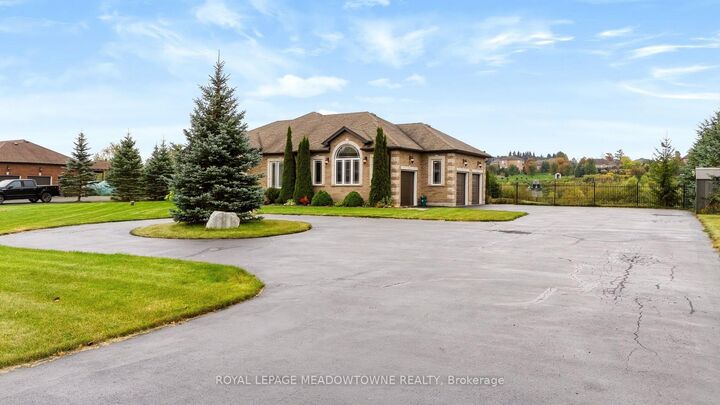 Property Photo: 50 Stewart Drive ON N1H 6H7