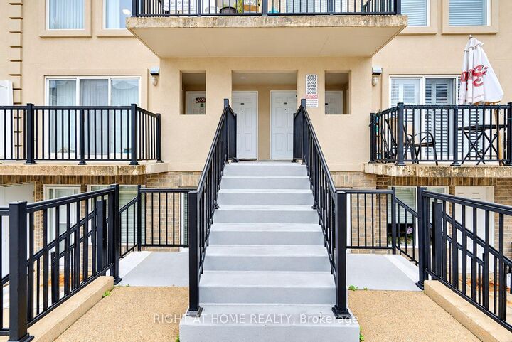 Property Photo:  55 George Appleton Way 2095  ON M3M 0A2 