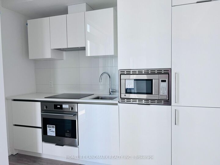 Property Photo:  238 Simcoe Street 2603  ON M5T 3B9 