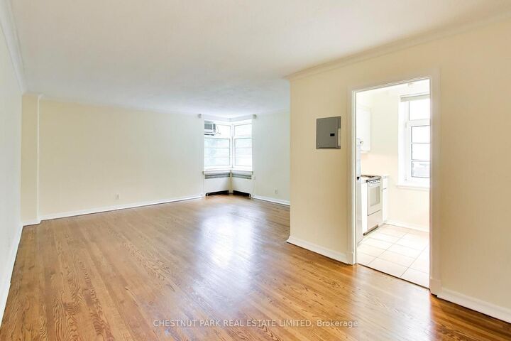 Property Photo:  717 Eglinton Avenue W 103  ON M5N 1C9 