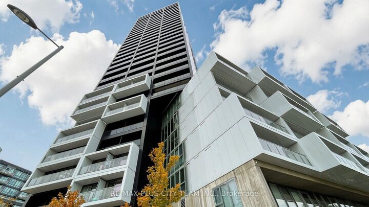 Photo de la propriété: 170 Bayview Avenue 301 ON M5A 0M4