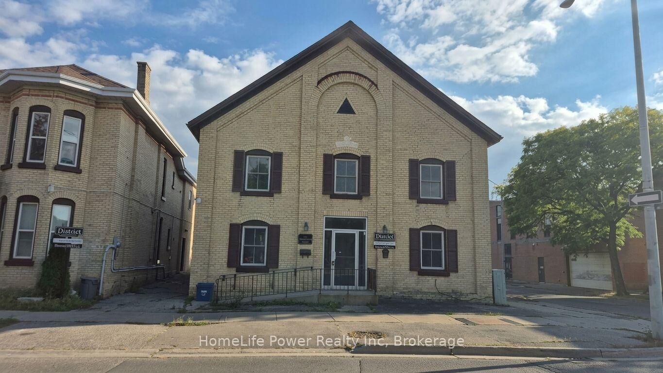 Property Photo:  35 Wellington Street 1U  ON N3P 1S8 