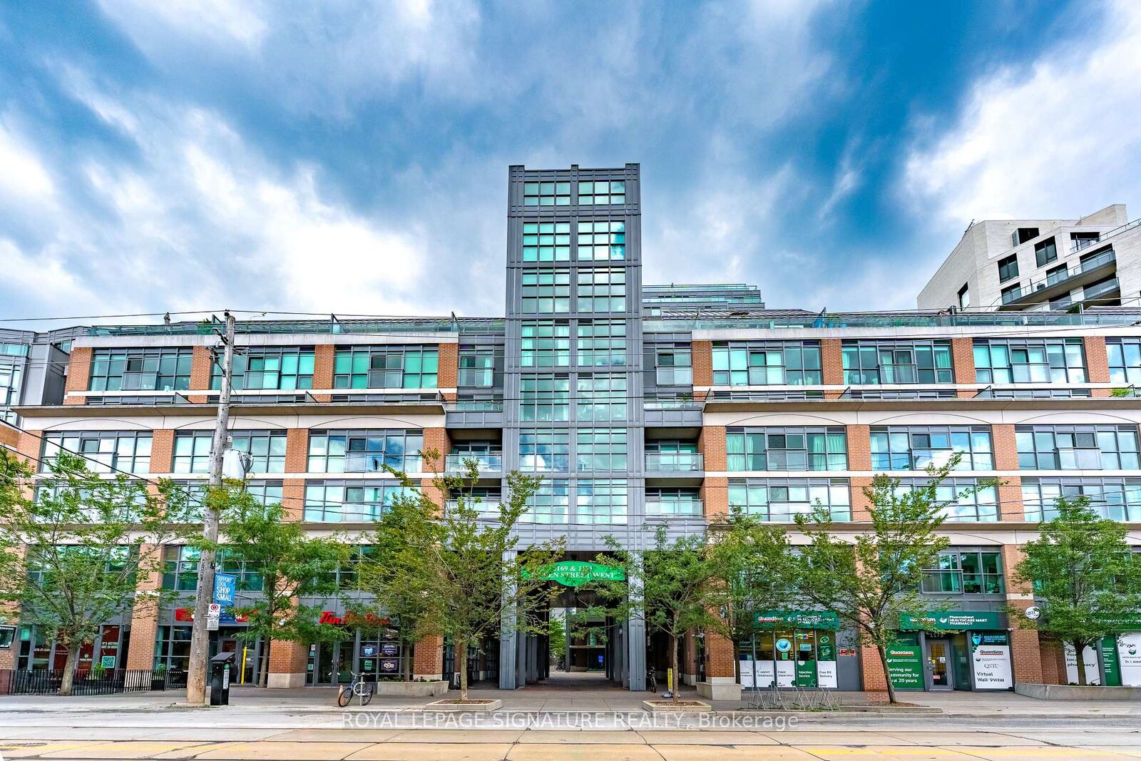 Property Photo:  1169 Queen Street W 328  ON M6J 0A4 