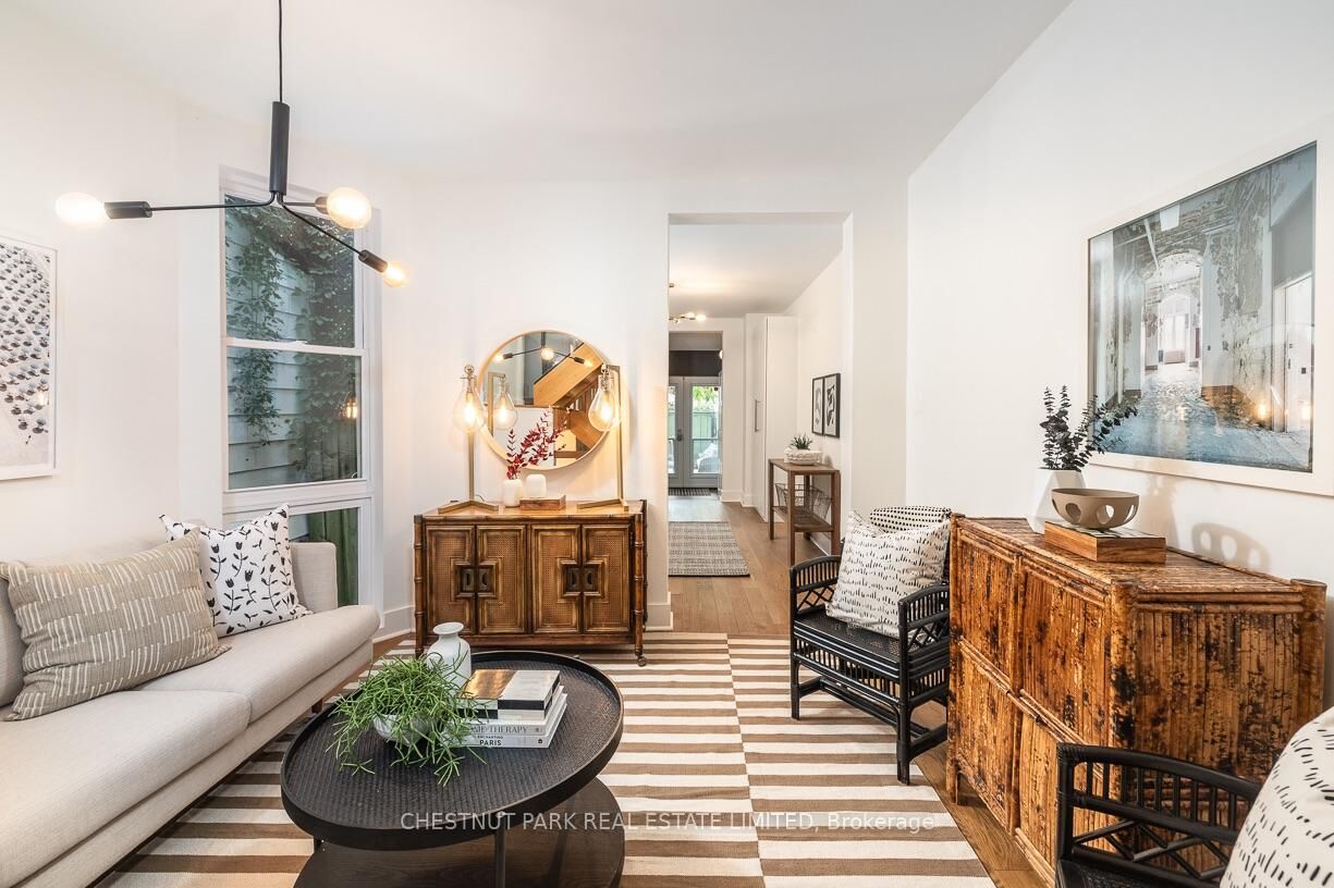 Property Photo:  110 Hastings Avenue  ON M4L 2L2 
