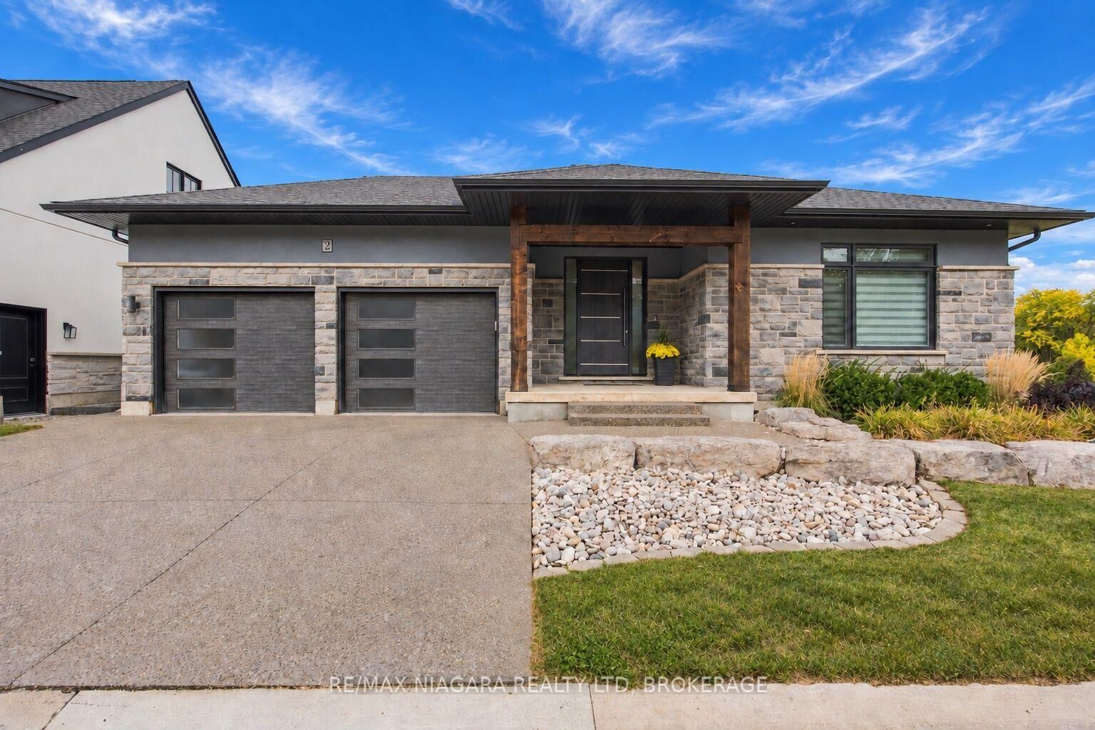 Property Photo:  2 Fedorkow Lane  ON L0S 1P0 