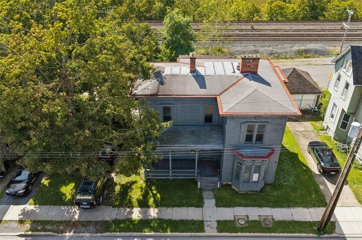Property Photo: 1324 3rd Ave PA 15066