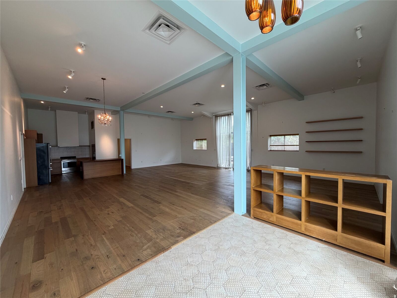 Property Photo:  4825 Weidemar Lane 600  TX 78745 