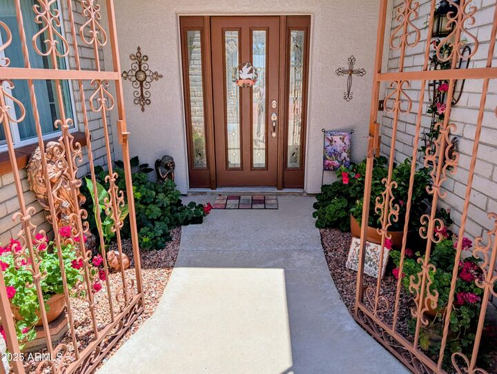 Property Photo: 1916 Carmelita Drive AZ 85635