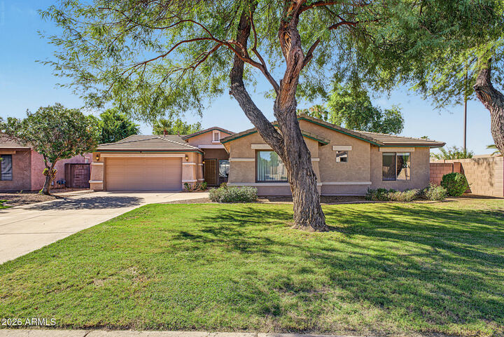 Property Photo:  2132 S Penrose Drive  AZ 85295 