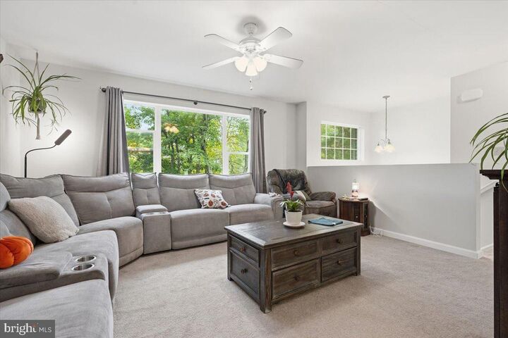 Property Photo:  207 Chippewa Trail  PA 18210 