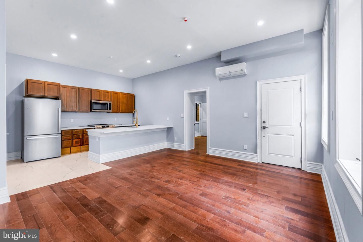 Property Photo:  1100 W Lafayette Avenue 2  MD 21217 