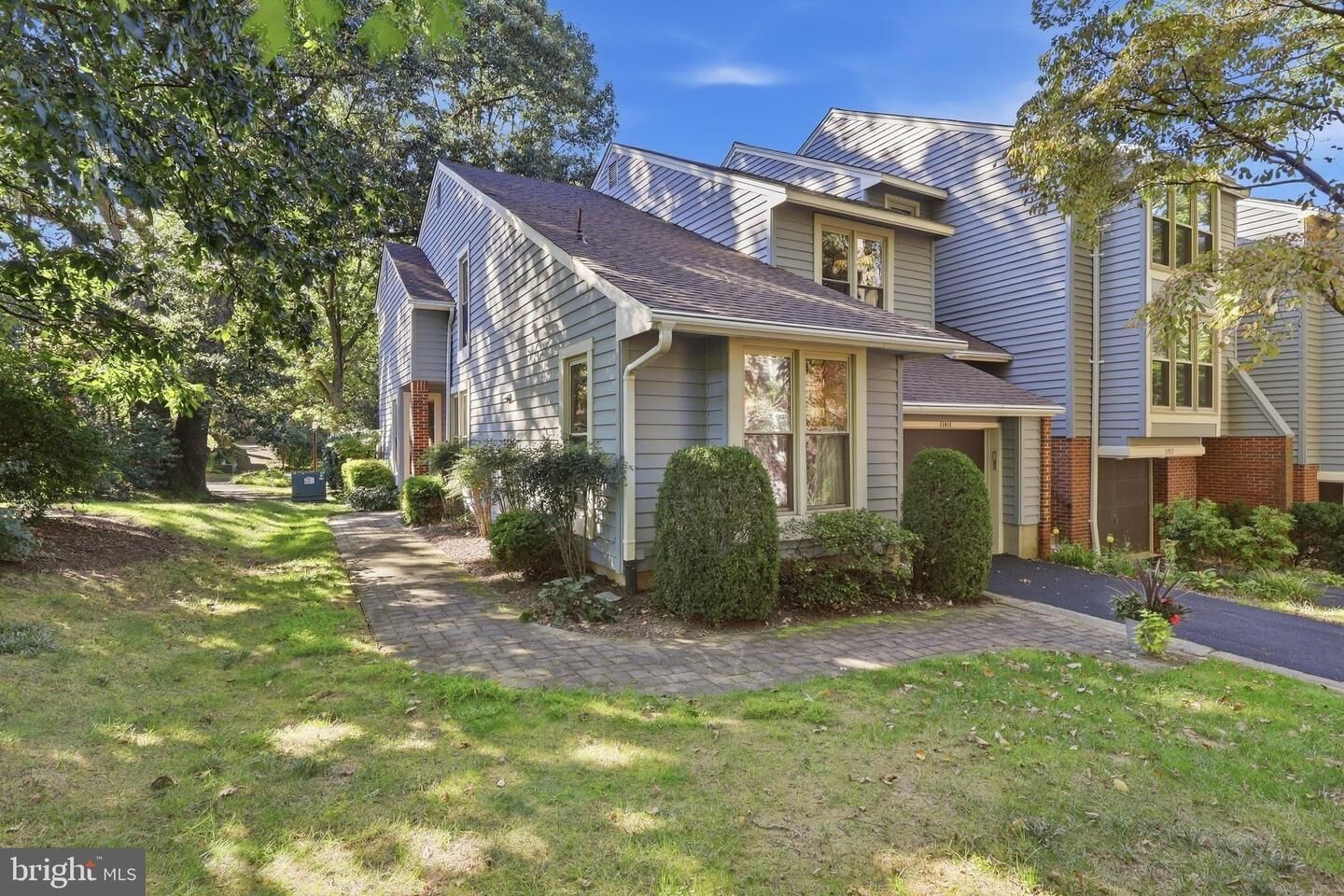 Property Photo:  11411 Orchard Green Court  VA 20190 