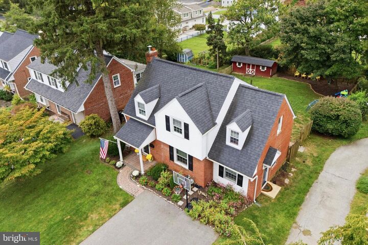 Property Photo:  32 Moreland Road  PA 19301 