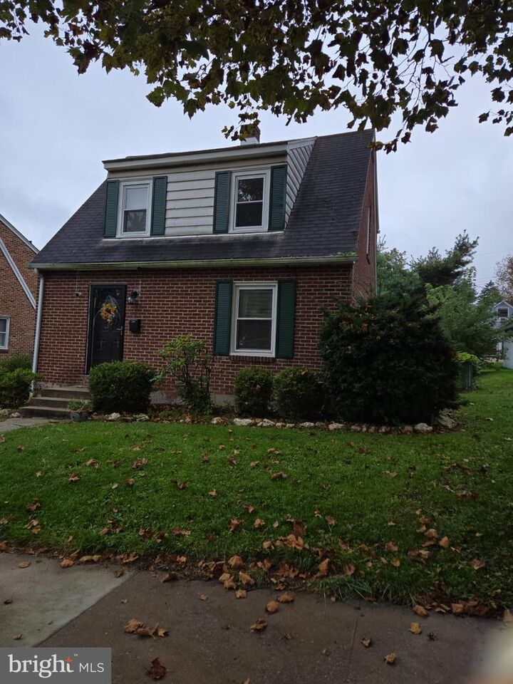 Property Photo:  995 Hill Street  PA 17403 