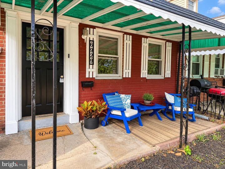 Property Photo:  6929 Ruskin Lane  PA 19082 