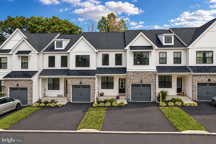 Property Photo:  14 Wheatley Walk  PA 19446 