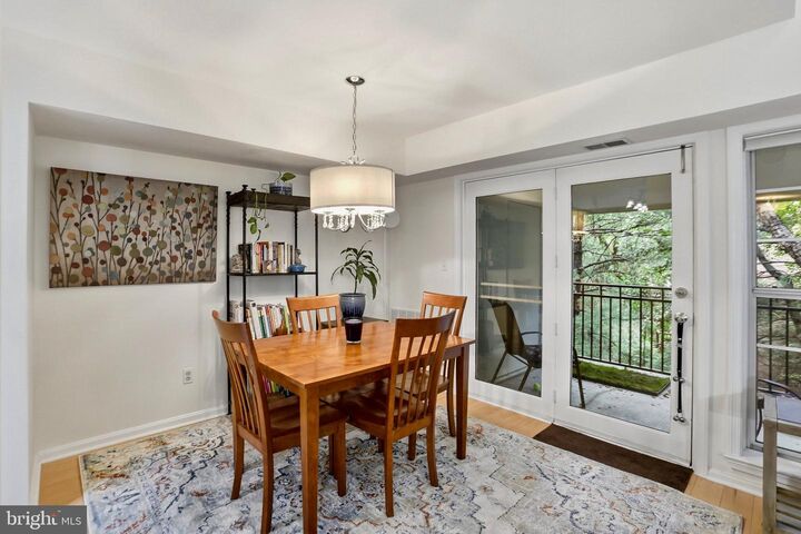 Property Photo:  1369 Garden Wall Circle 714  VA 20194 
