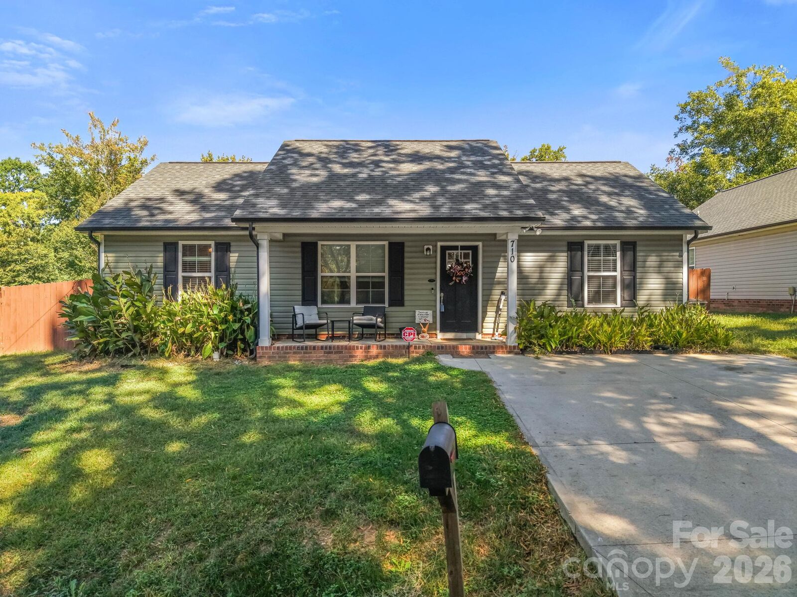 Property Photo: 710 Ben Avenue NC 28081