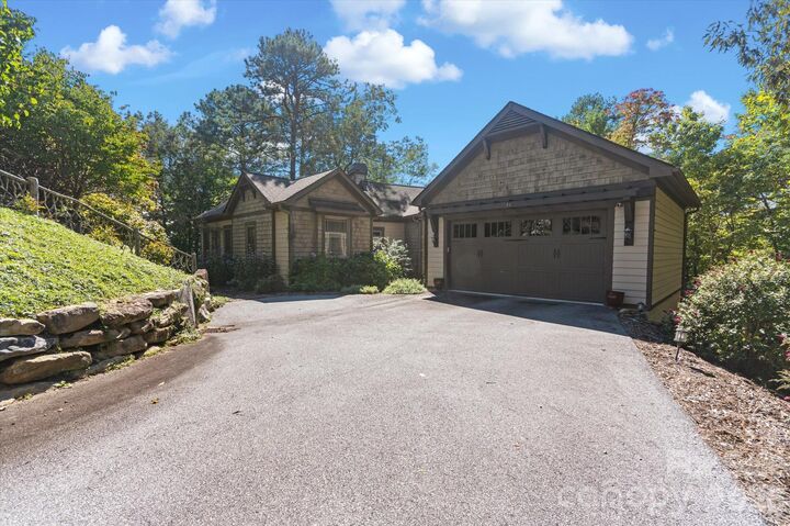 Property Photo:  44 Sunset Trace  NC 28712 