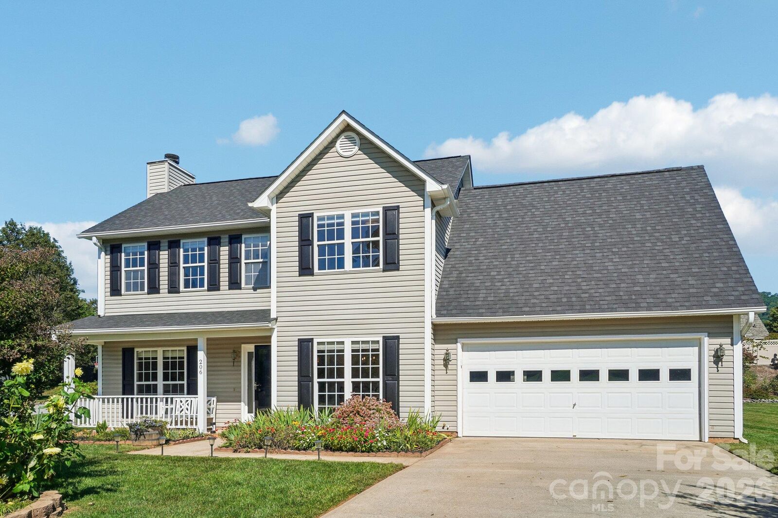 Property Photo:  206 Rolling Meadow Road  NC 28732 