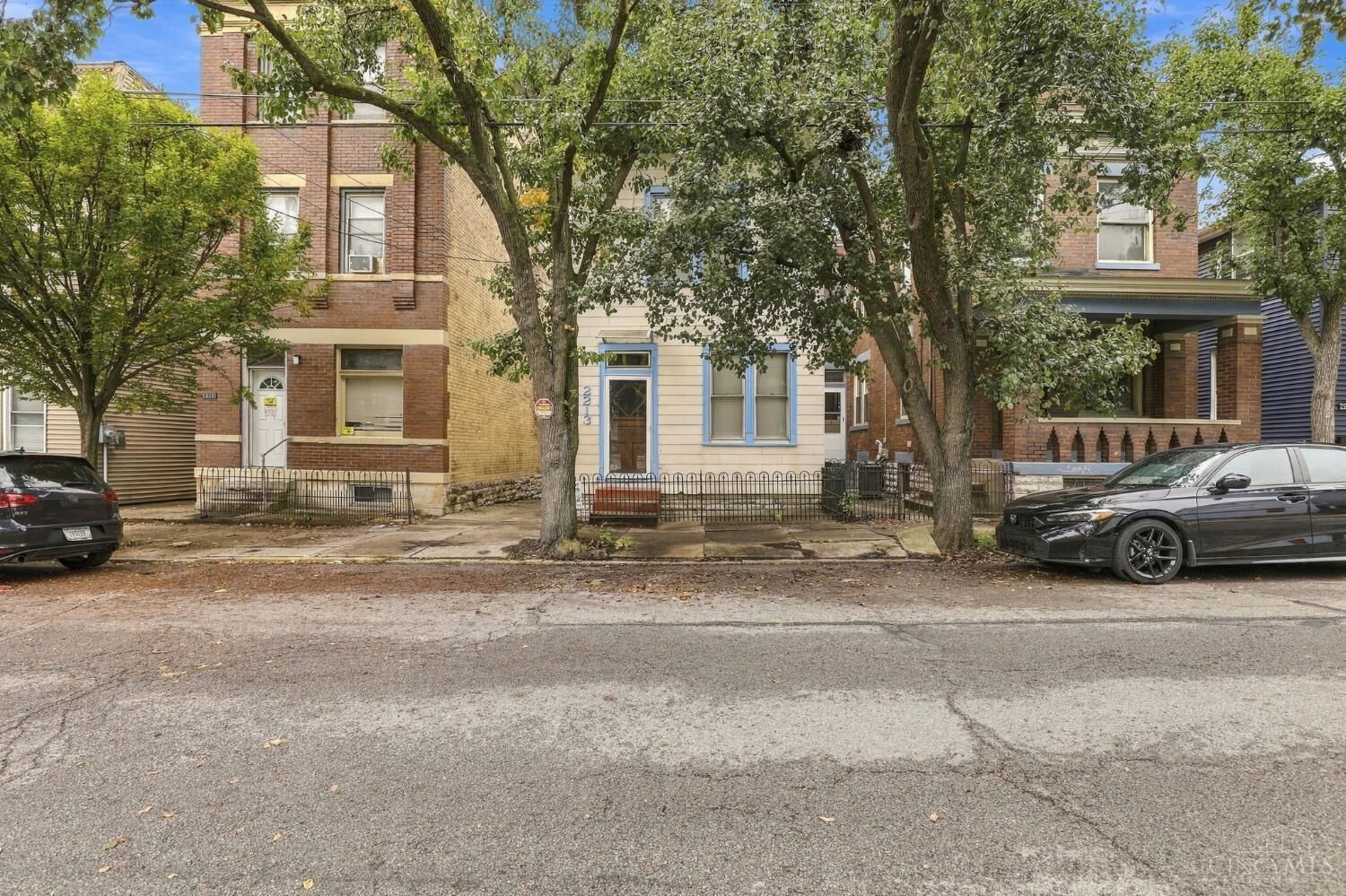 Property Photo:  2213 Victor Street  OH 45219 