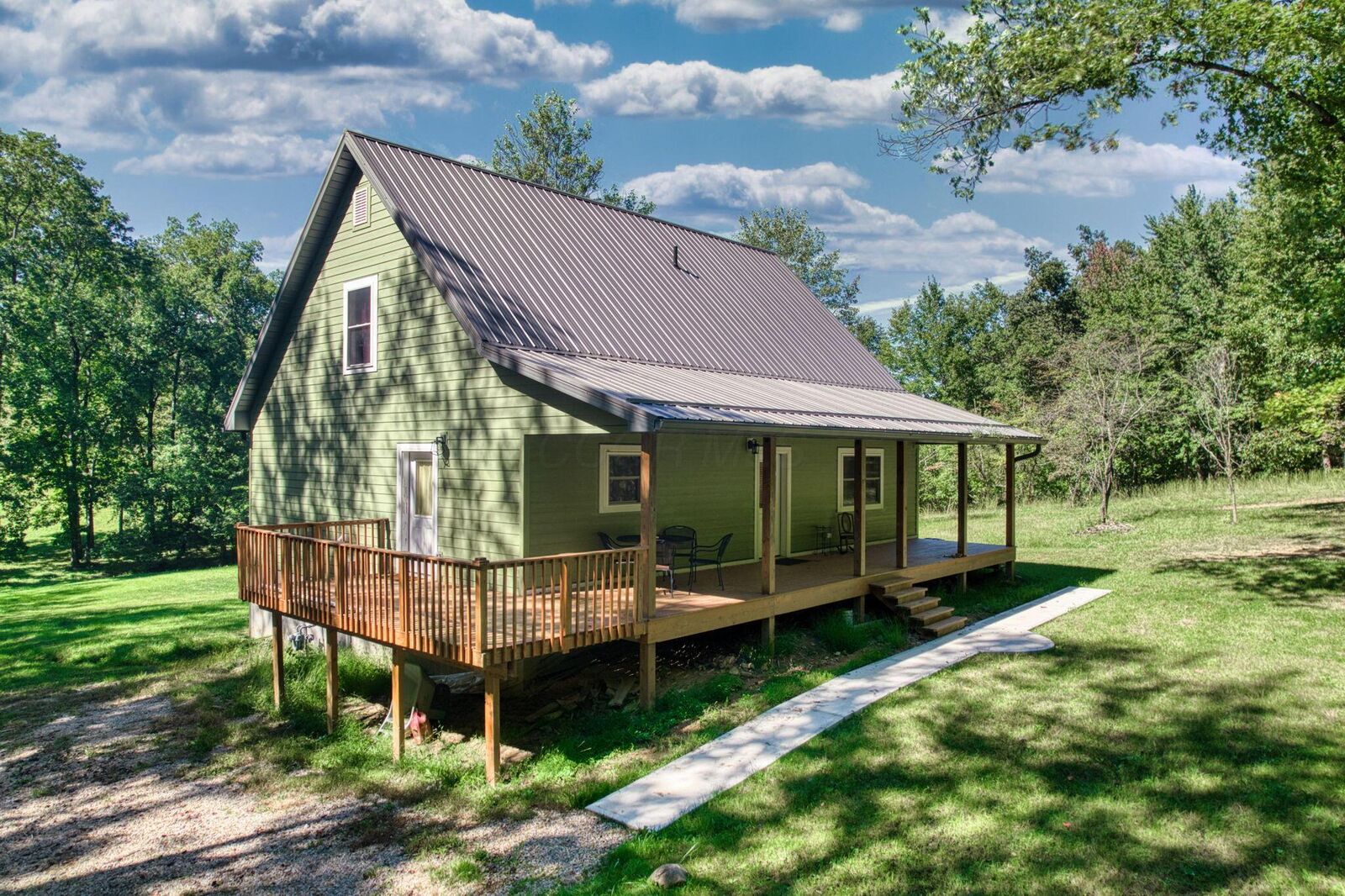 Property Photo:  8235 Pleasant Chapel SE Road  OH 43056 