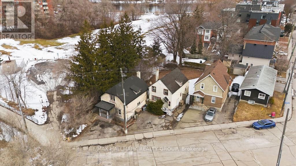 Property Photo:  5 & 7 Hurdman Road  ON K1N 8N6 