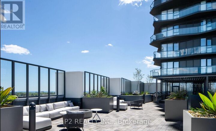 Property Photo: 36 Zorra Street 627 ON M8Z 0G5