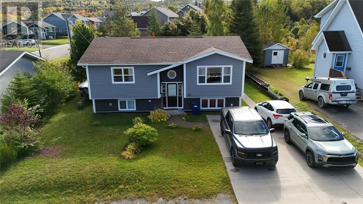 Property Photo:  33 Sunnyslope Drive  NL A2H 7J2 