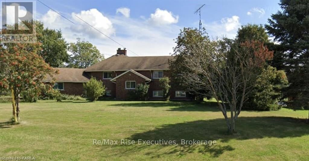 Property Photo:  9358 County Road 2  ON K7R 3L1 