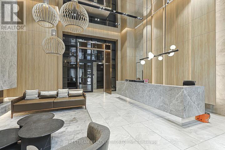 Property Photo:  252 Church Street 1208  ON M5B 1Z2 