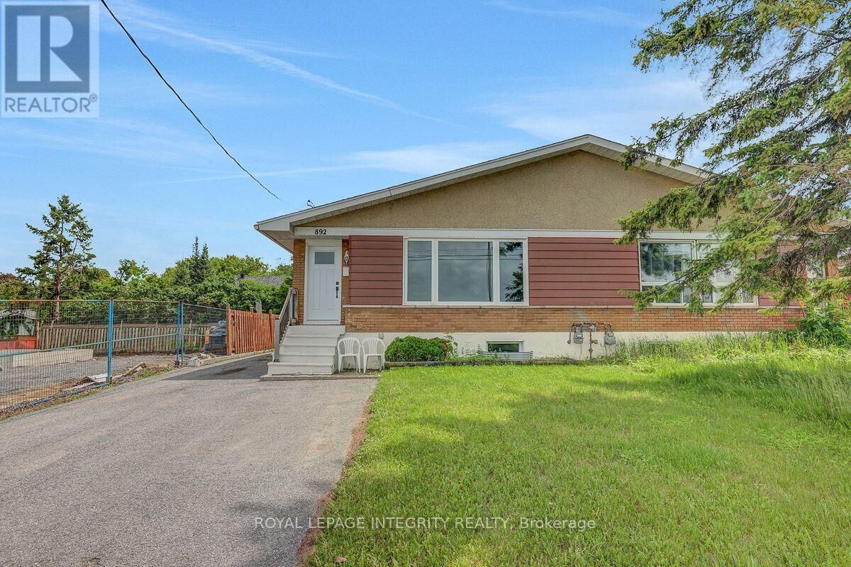 Property Photo:  892 Baseline Road B  ON K2C 0A4 